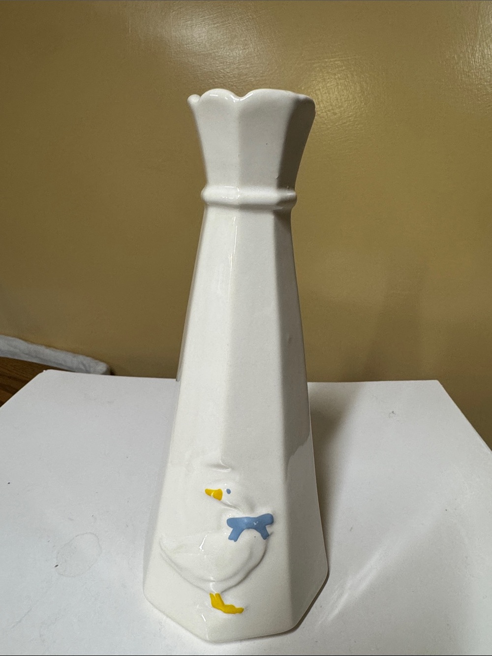 McCoy Pottery Goose Farmhouse Blue Bowtie Country Chic 80’s Flower Vase 9.25” t
